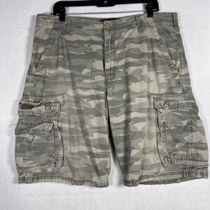 Y2K Lee Mens Camo Cargo Shorts Camouflage Size 36 Grunge Skater 90s
